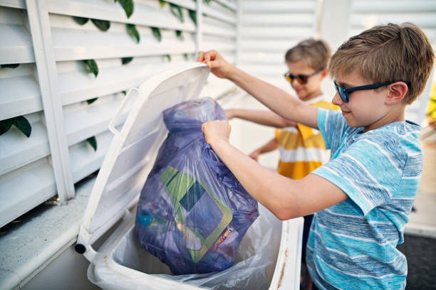 Best Yard Cleanup Services  in Perth Amboy, NJ